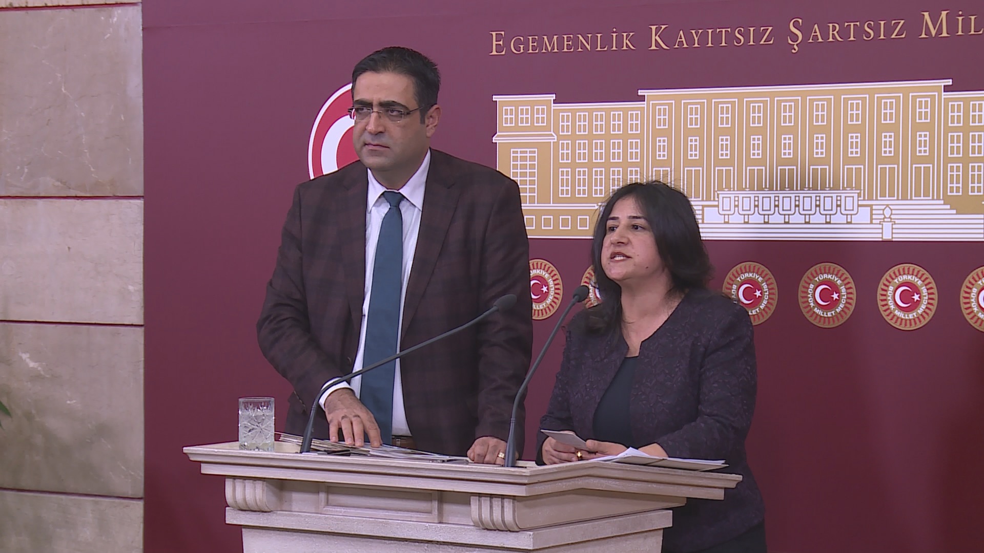Sê parlamenterên din dest bi greva birçîbûnê kirin